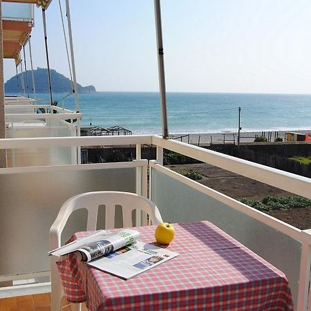 Residence Riviera Albenga Exteriér fotografie