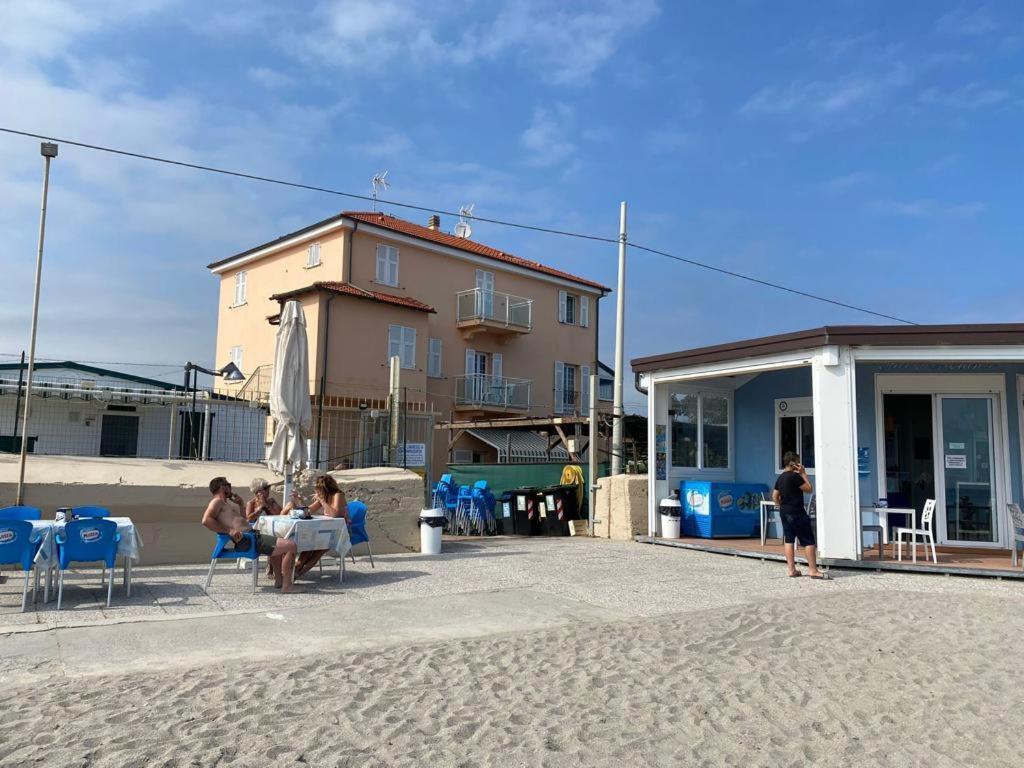 Residence Riviera Albenga Exteriér fotografie