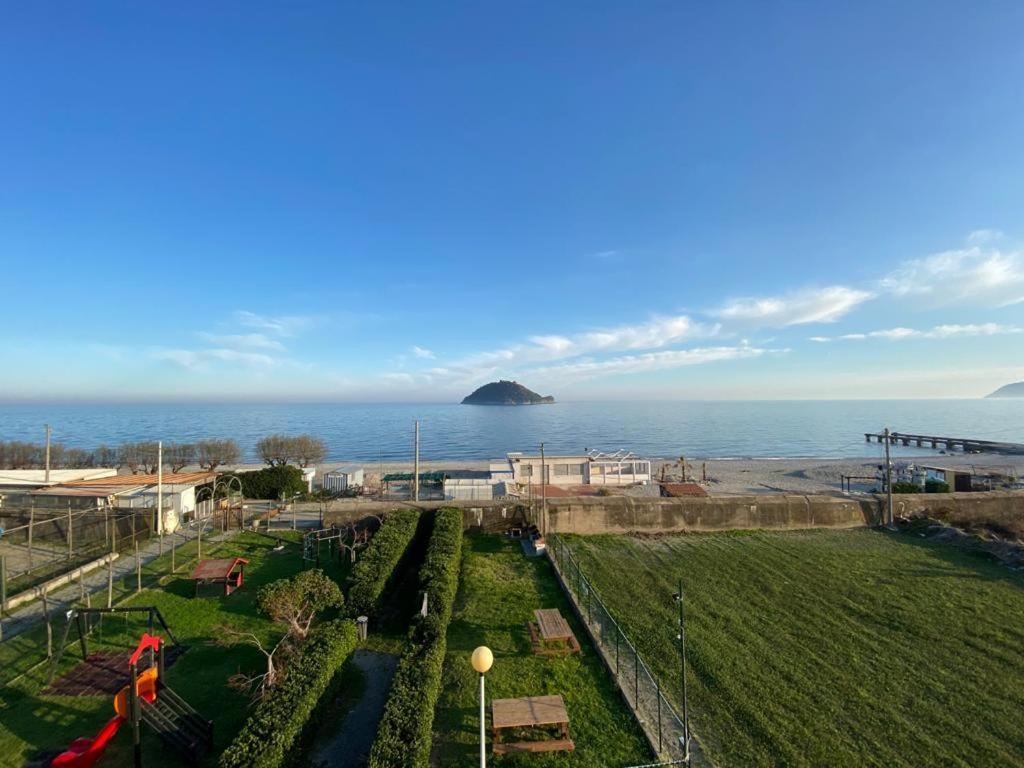 Residence Riviera Albenga Exteriér fotografie